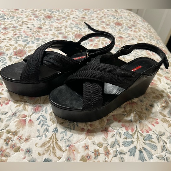 VINTAGE PRADA PLATFORM SANDALS 6 US / 36 EU - Picture 3 of 12